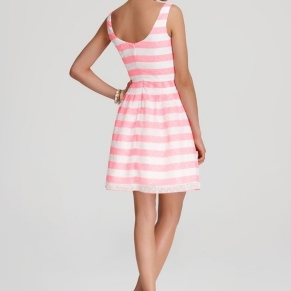 LILLY PULLITZER FLORESCENT DRESS NWT - Picture 2 of 8